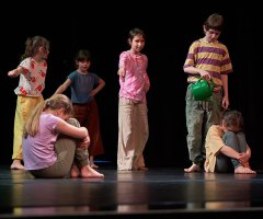 02 Achtung Blumen-Attacke! Kids Company 3 