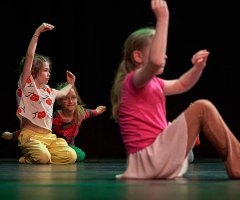 04 Achtung Blumen-Attacke! Kids Company 3 
