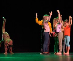 15 Achtung Blumen-Attacke! Kids Company 3 