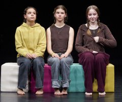 07 An der Bushaltestelle FAC JC