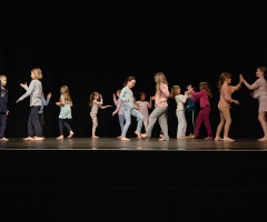 21 Springsteps 2023 FAC Kids Company 2 Tanz: Auf dem Dachboden