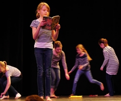 13-buchstaben-in-bewegung