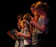 15-buchstaben-in-bewegung