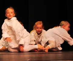 21_FAC Kids Company 3 - Expedition auf den Dachboden