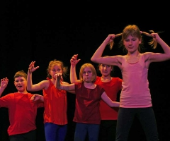 19_ FAC Kids Company 2 Helden