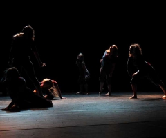 18_ Company 1: kopflos