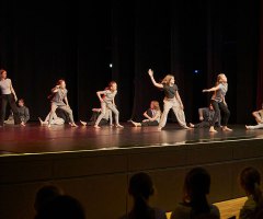 08 meistens mögen wir uns - Kids Company 1