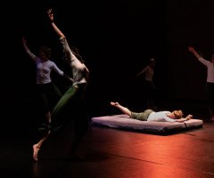 18  Tanz: Phasen | C1 - FAC | ARTEFAKTE 16 | Fotos: Florian Knopp