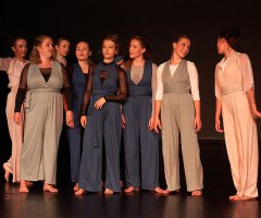 09 Artefakte 18 | FAC C1 | Tanz Suchen